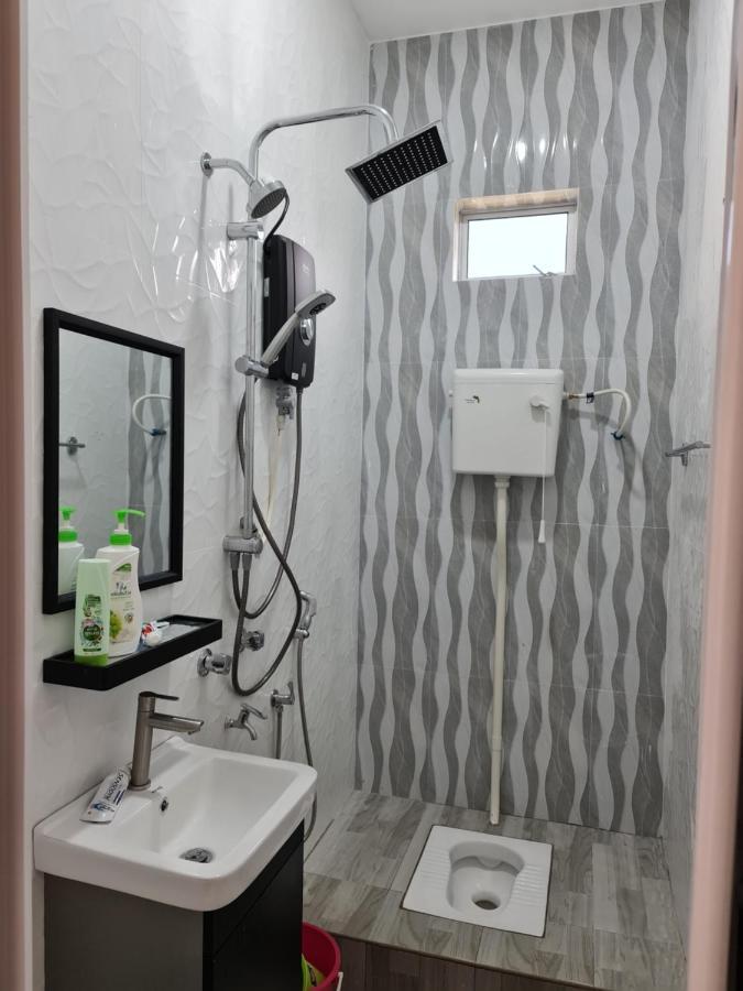 Munirah Homestay Dungun Exterior foto